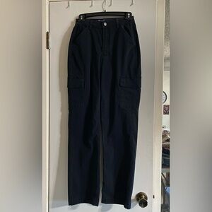 Hollister Women’s black Cargo Pants